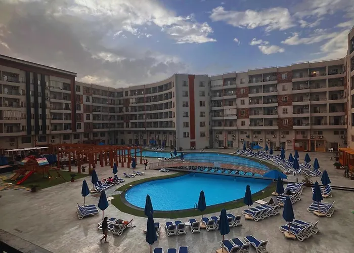 Tiba Golden Downtown 158 Pool View Appart hôtel