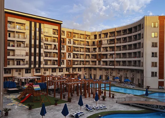 Tiba Golden Downtown 158 Pool View Appart hôtel Hurghada